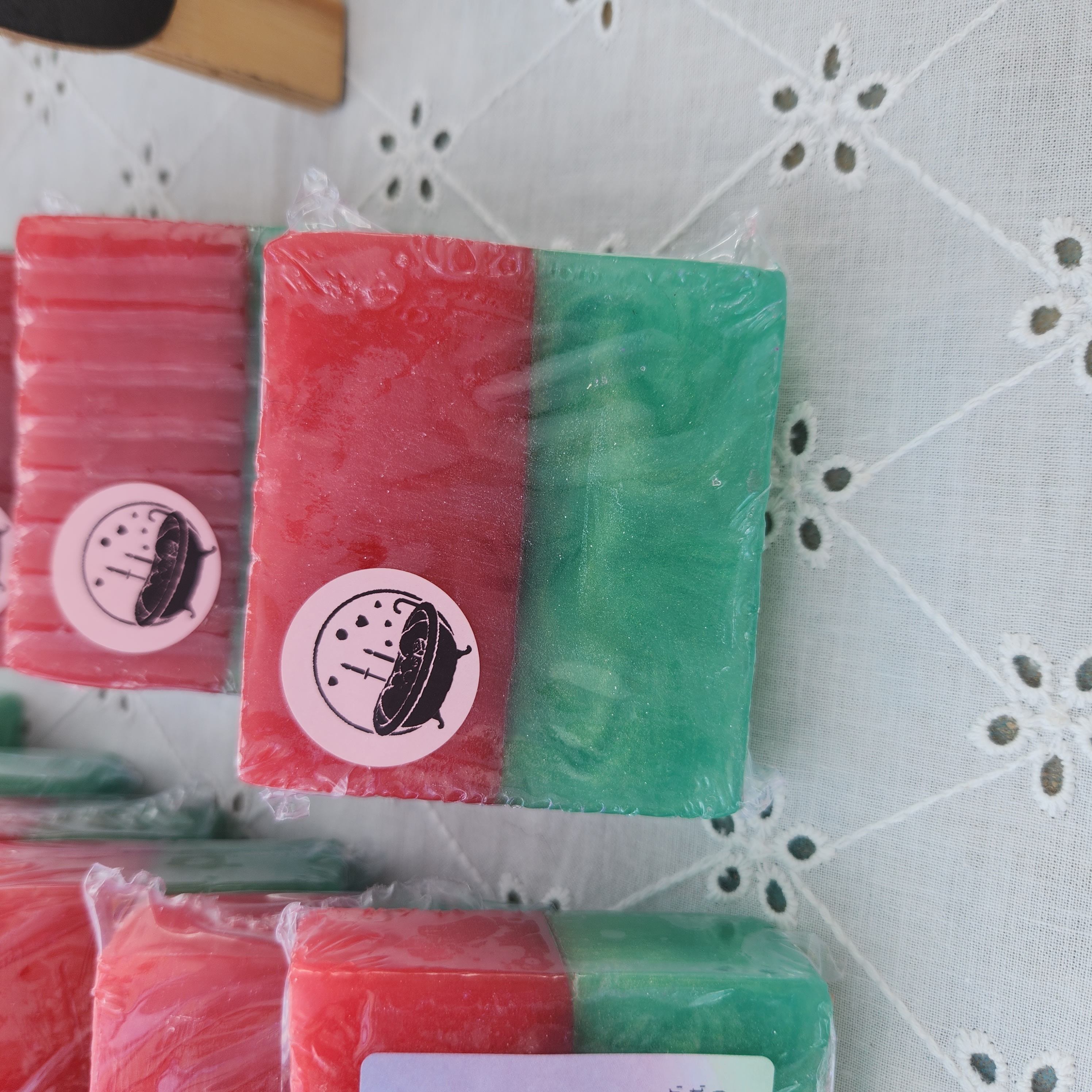 Uplifted Soap (Lemon + Grapefruit)